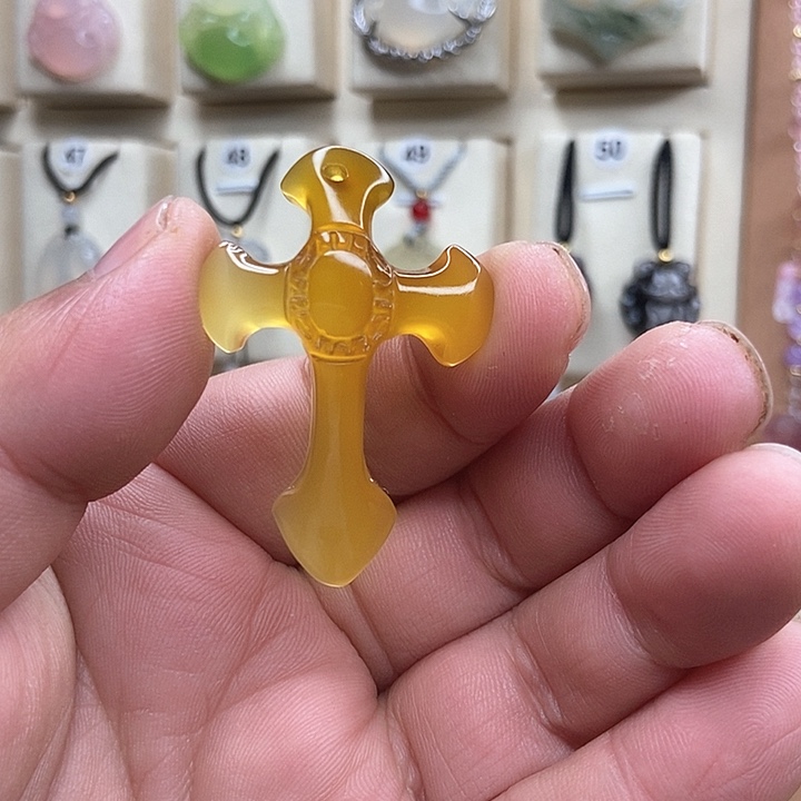 玛瑙/玉髓颈饰未镶嵌晓****》