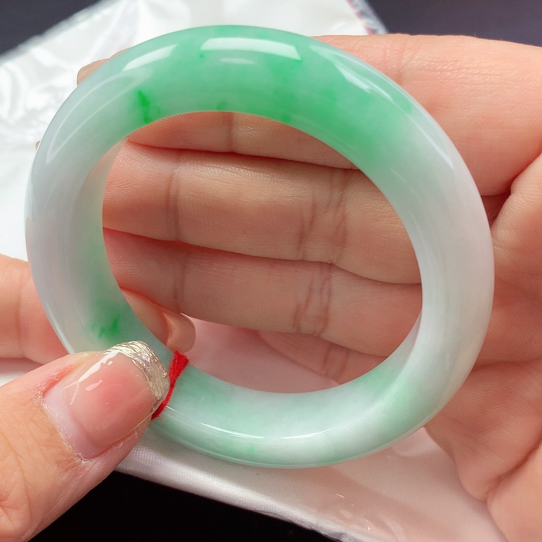 【闪购商品】翡翠手镯未镶嵌a 1