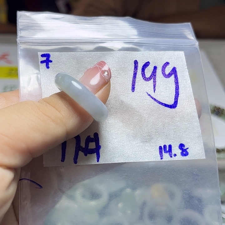 定制翡翠未镶嵌不退
