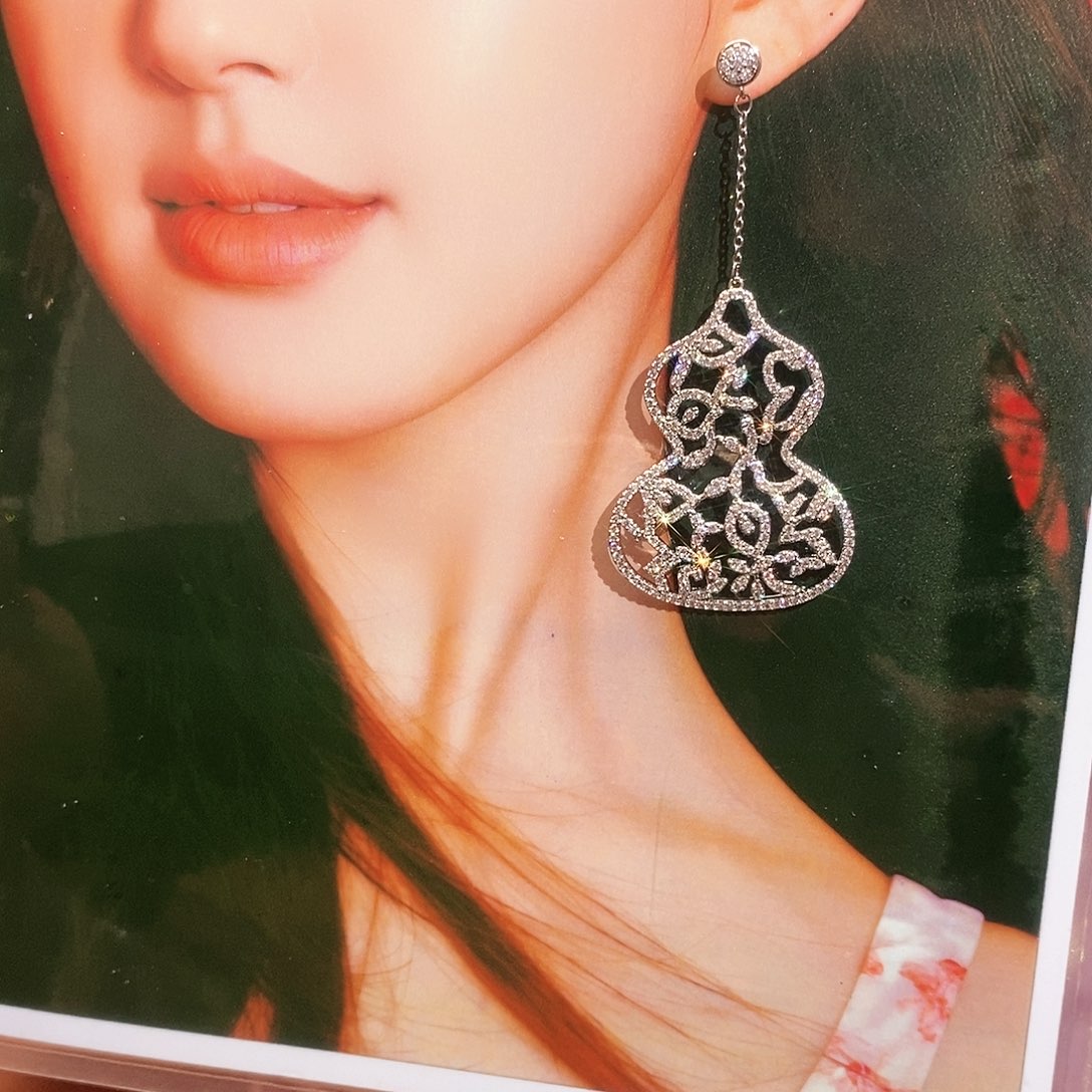 【闪购商品】纯铜925银锆石小*