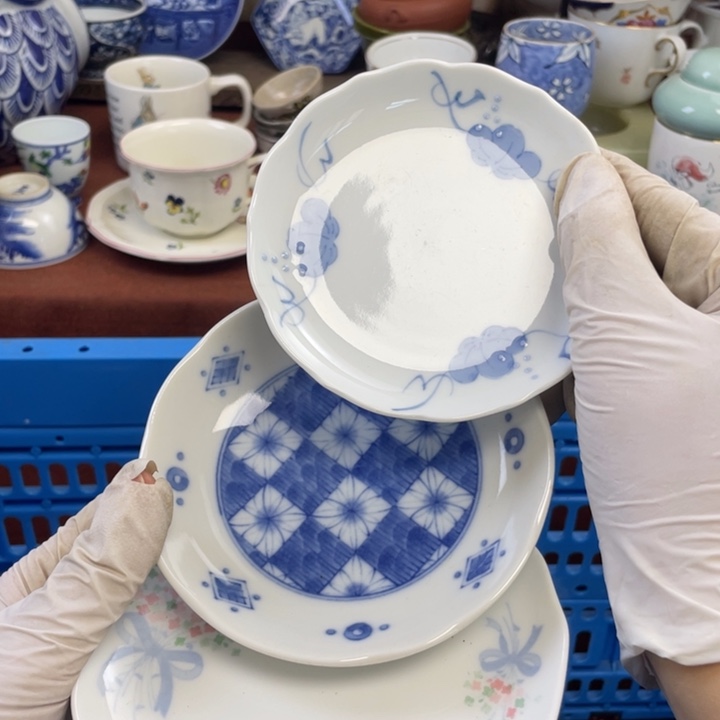 他家瓷器真美…开播了