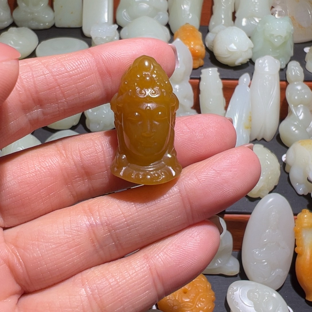 @***染和田玉未镶嵌颈饰