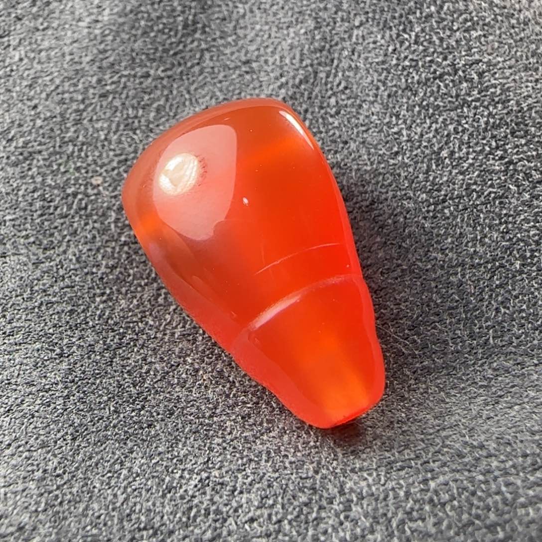 南红玛瑙未镶嵌11.8三通 白纹