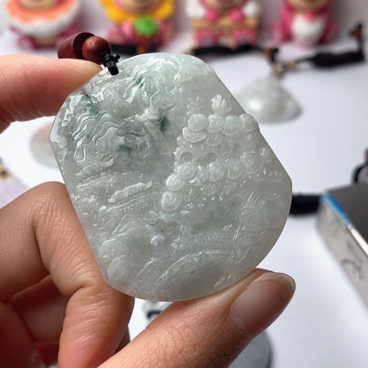 翡翠未镶嵌颈饰翡翠