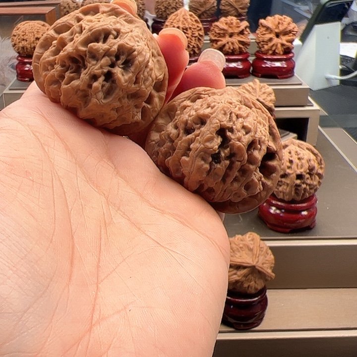 文玩核桃把件42 龙洞峪 u-004