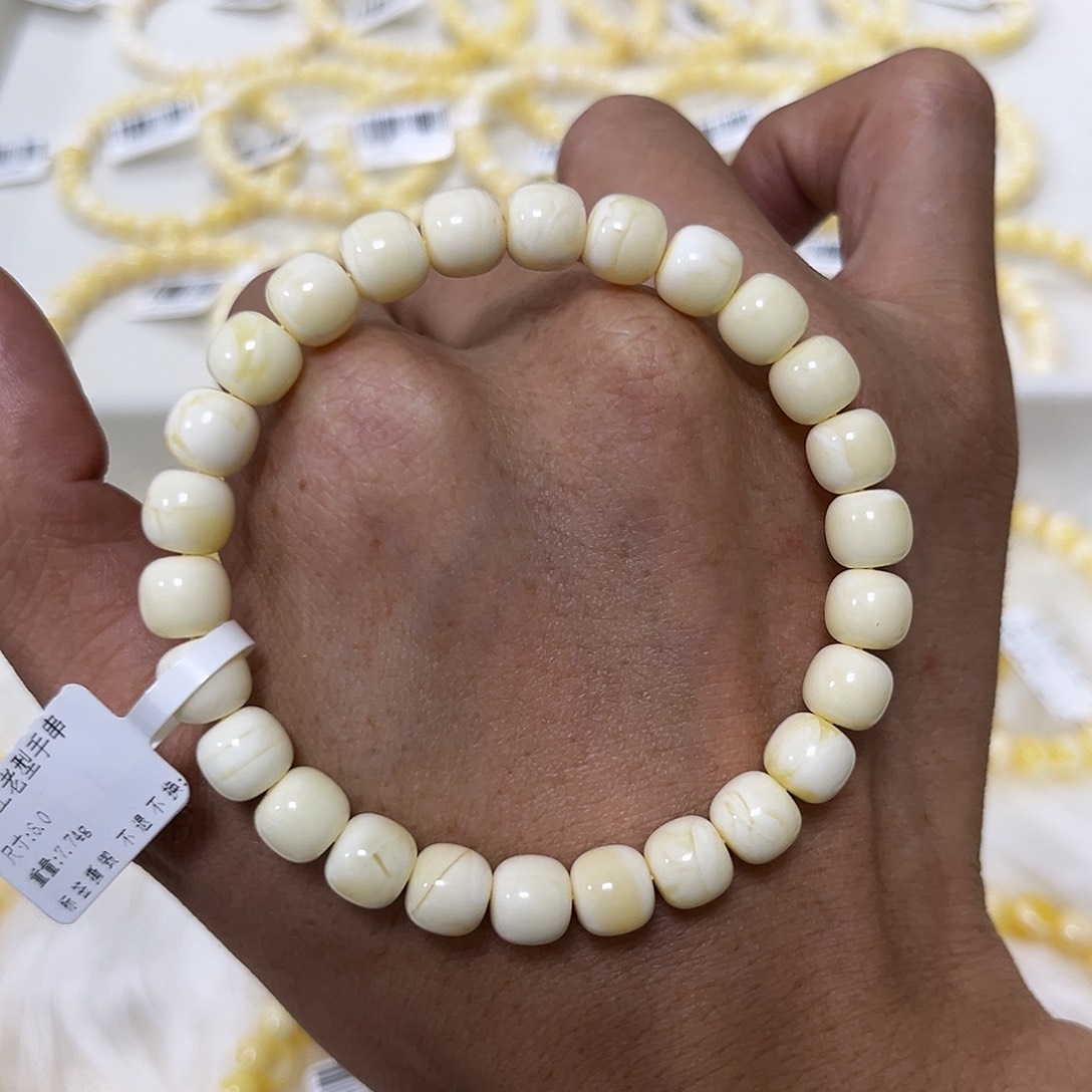 琥珀未镶嵌手链毕业级同料高瓷白8.0mm手串