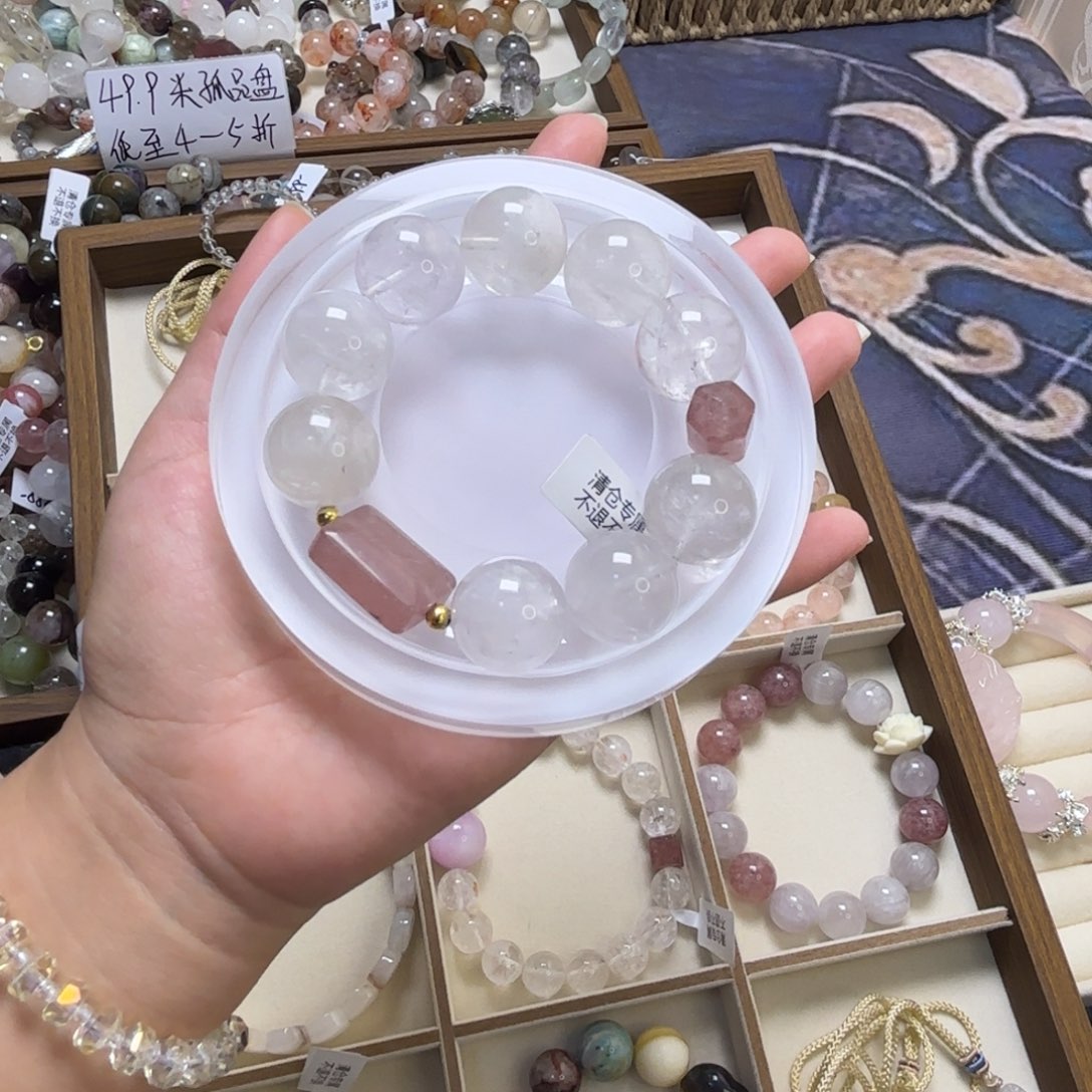 平***瓜未镶嵌水晶手链688号灰兔毛