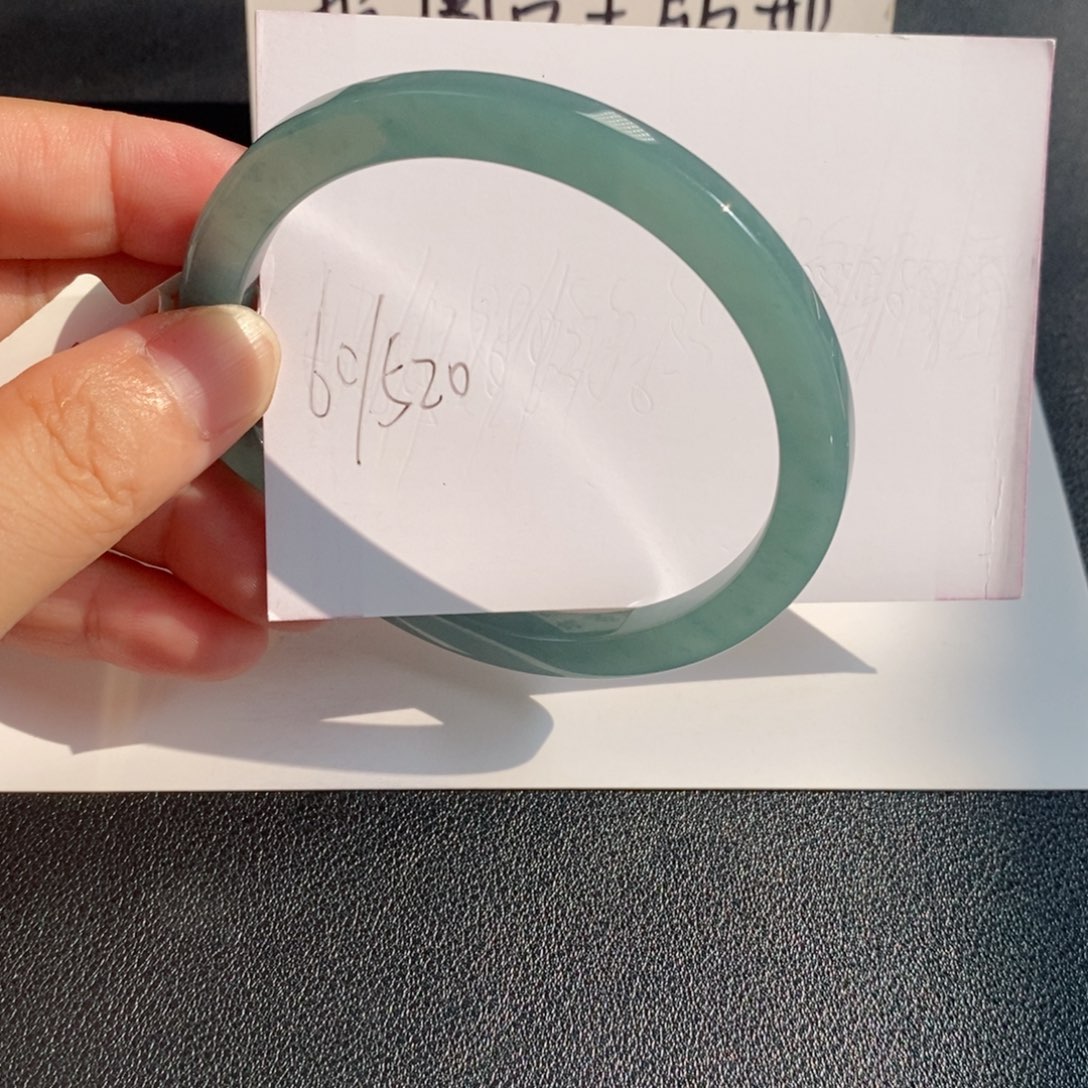 未镶嵌手镯翡翠天然翡翠