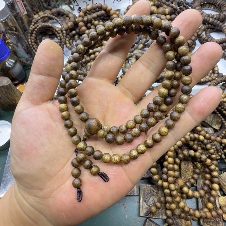 沉香碎屑沉香奇楠沉香金沙叶卡0.6多圈118颗13克