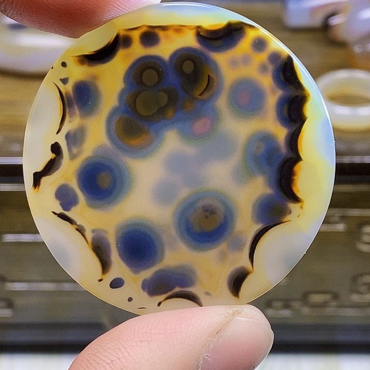 未镶嵌颈饰玛瑙/玉髓