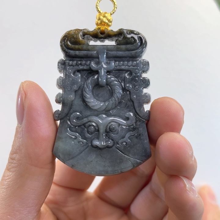 翡翠吊坠(赠链)未镶嵌代编织