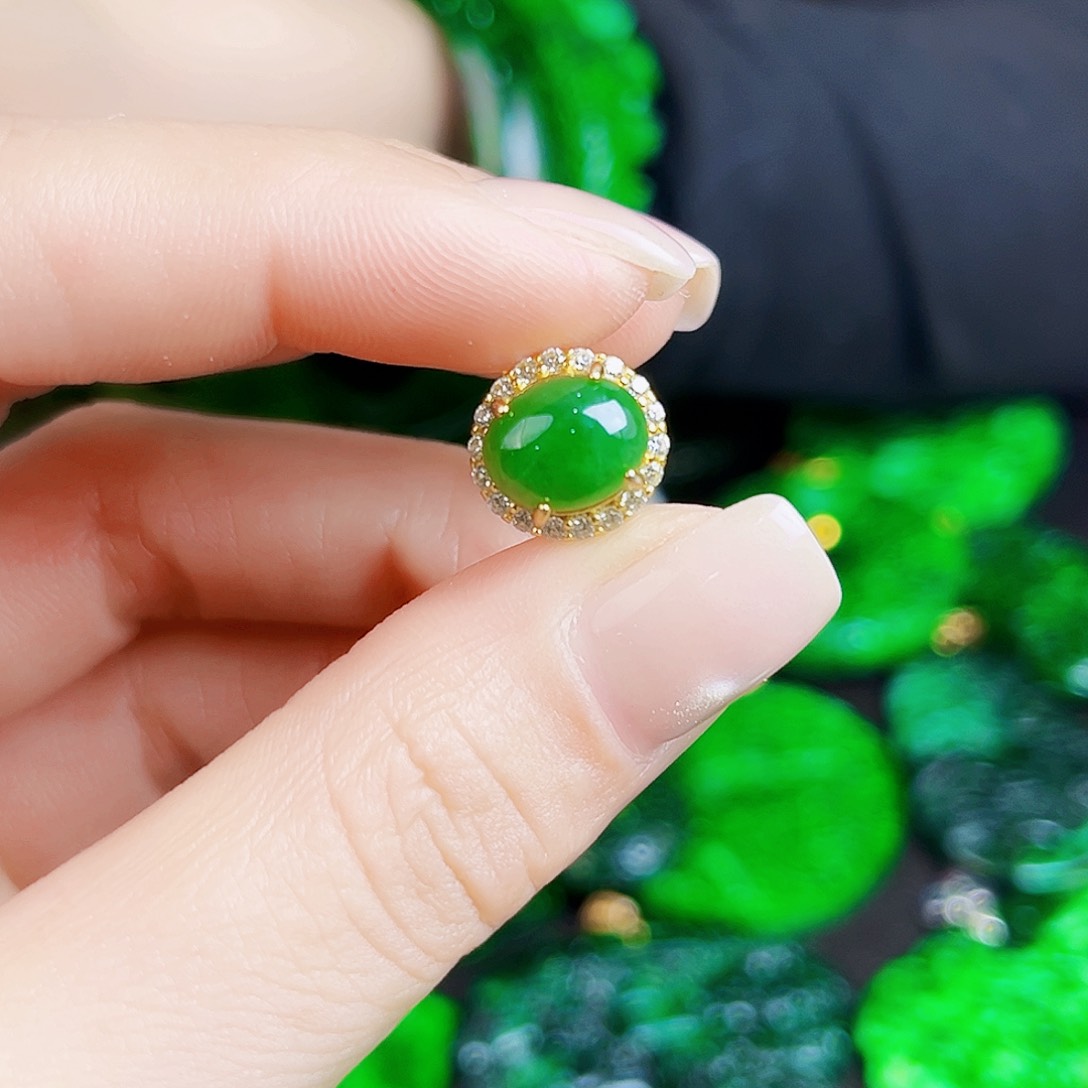 颈饰银S925镶嵌翡翠多样性