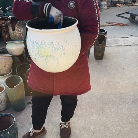 口29高28瑕疵底裂盆子 