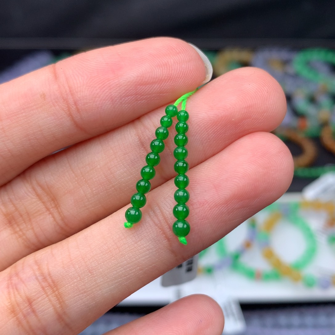 翡翠手链未镶嵌胖****常缅甸料卡2-2.9mm