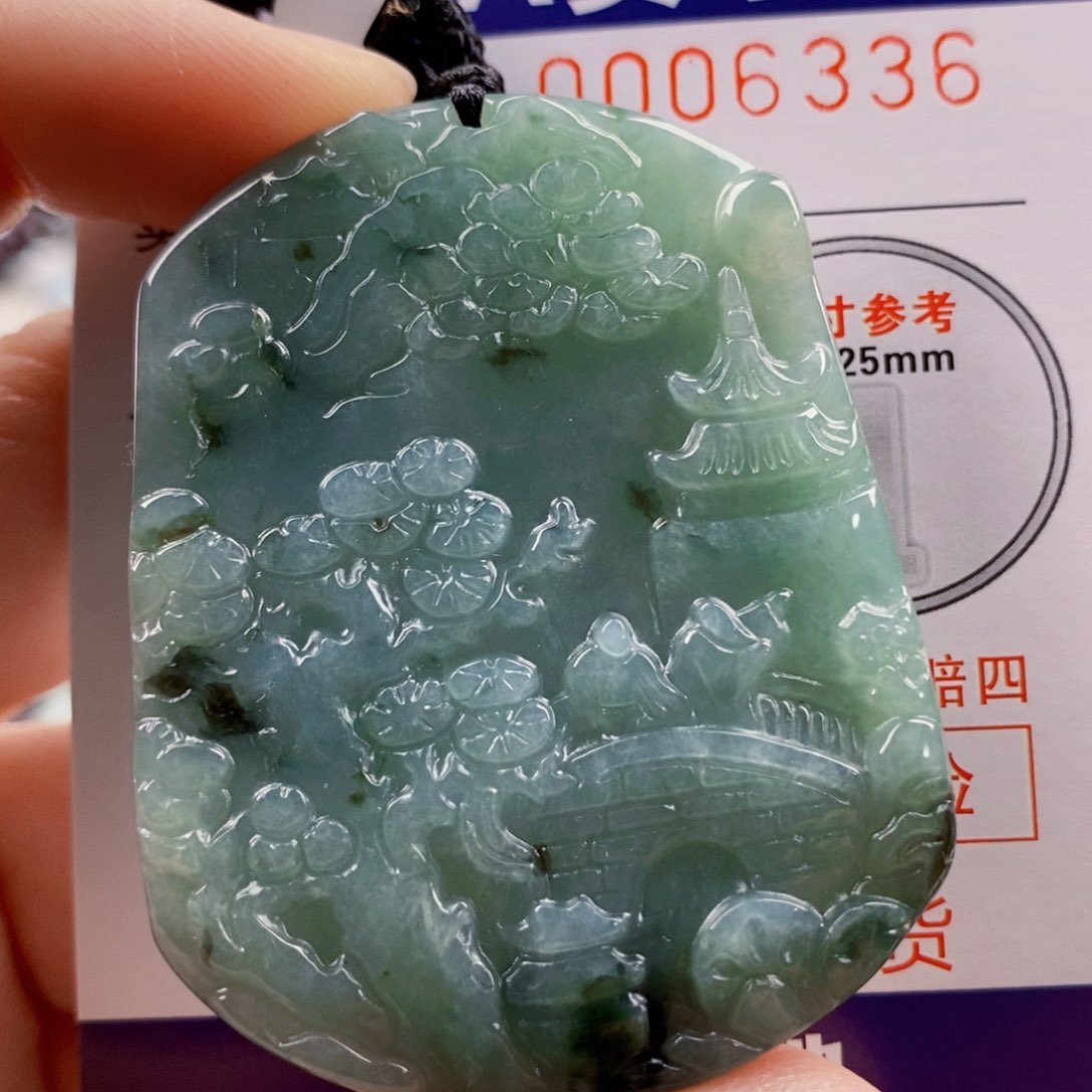 翡翠吊坠(不含链)未镶嵌