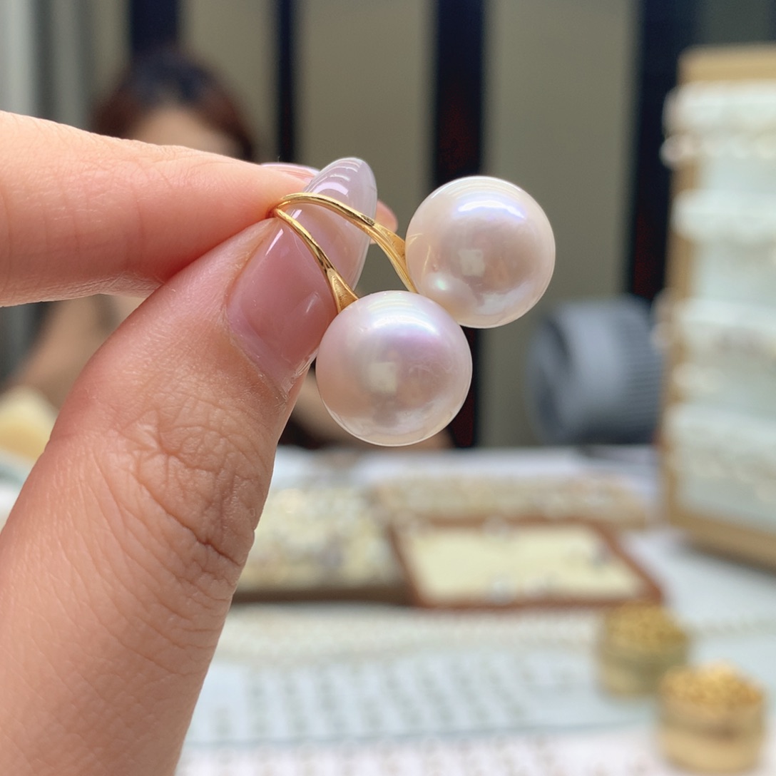银S925镶嵌淡水珍珠耳饰