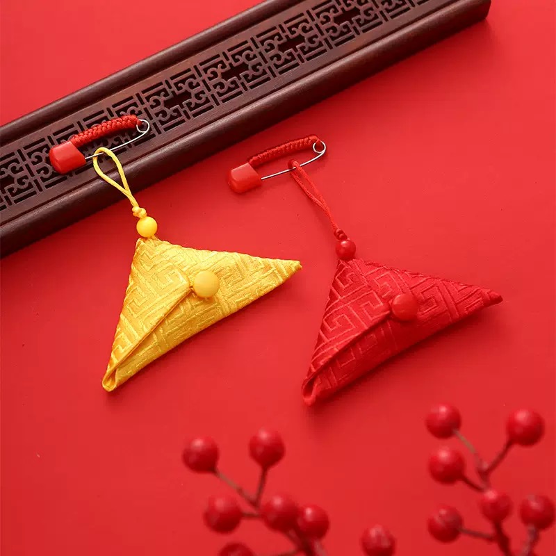 4号【兔】师傅推荐直发 三角福包