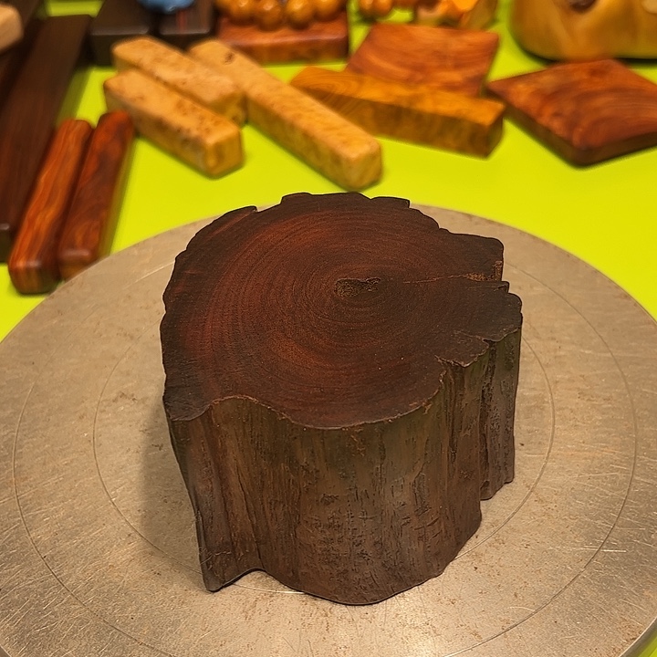 山***长端景台紫檀木类檀香