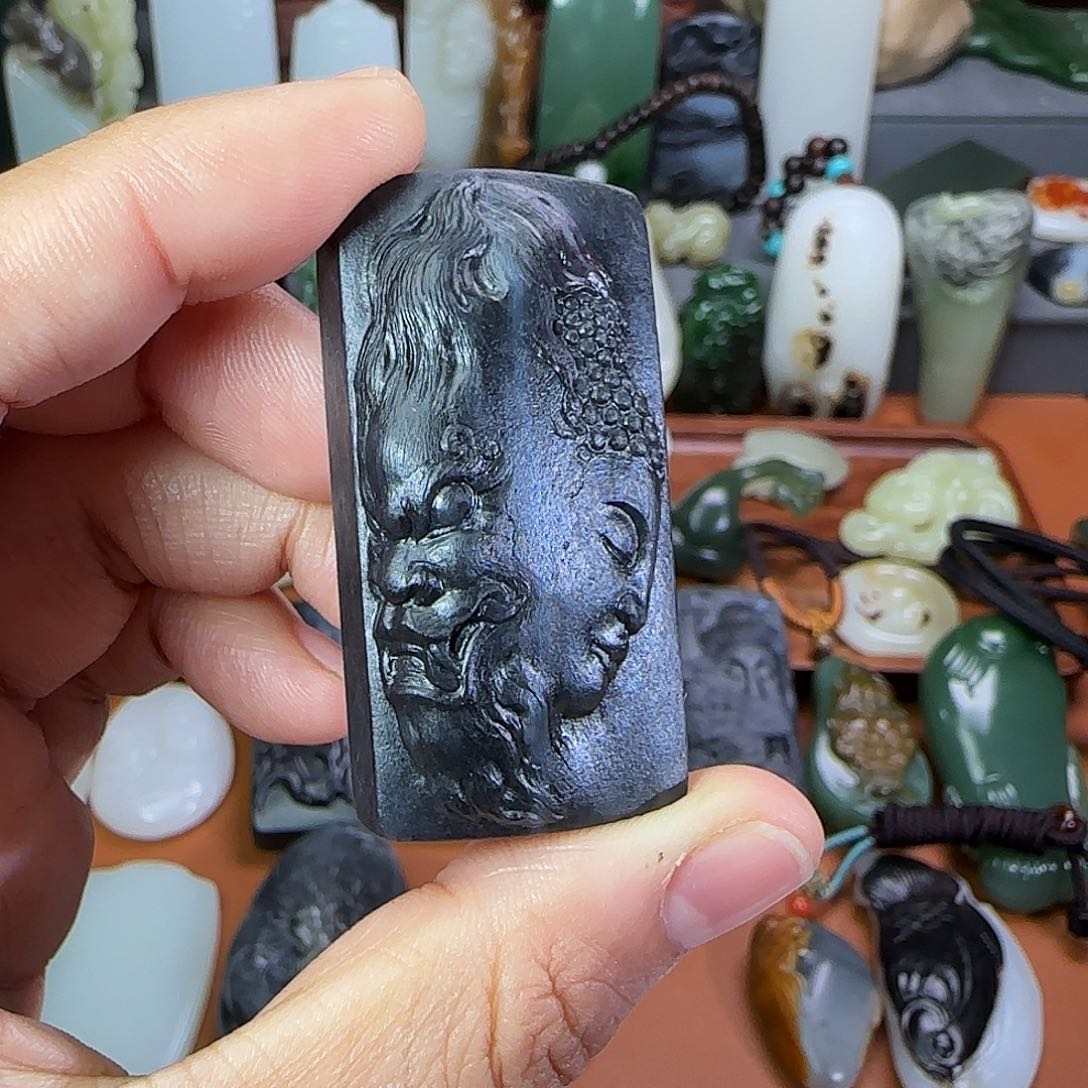 和田玉颈饰未镶嵌陈*