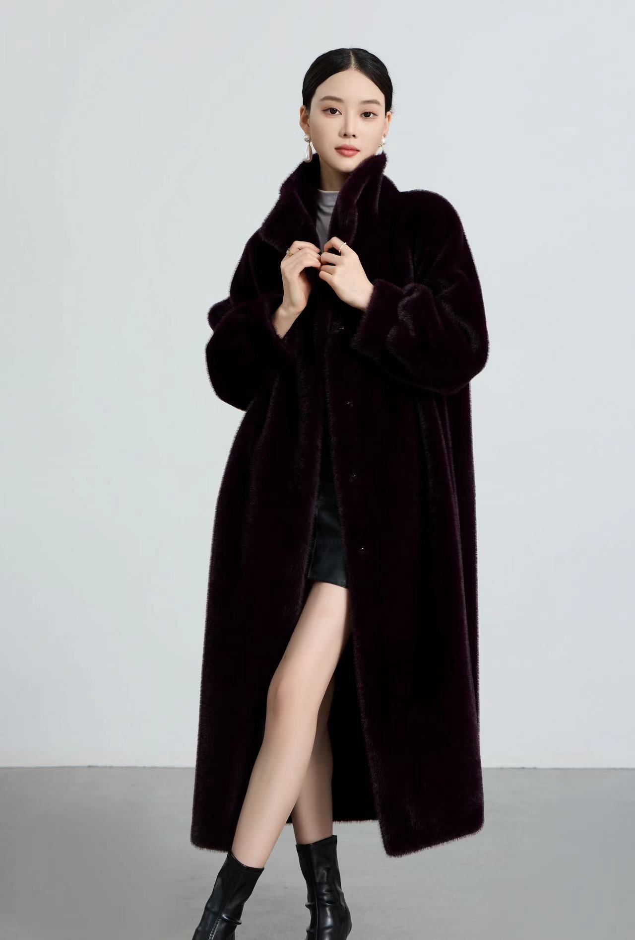 吉帝鸟2025海宁新款冬季女士显瘦保暖厚款中长款外套