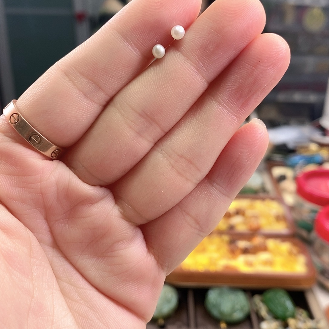 银S925镶嵌耳饰淡水珍珠
