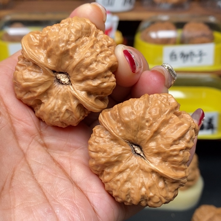 文玩核桃吊坠?*你40蛤蟆头