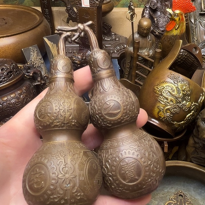 精美铜器批发档口