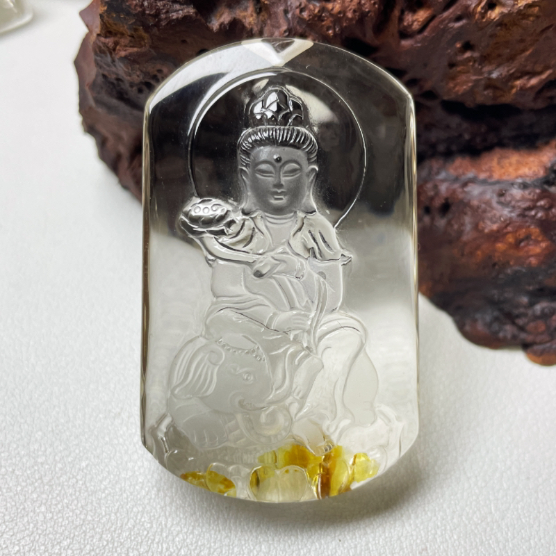 天然黄胶花水晶普贤菩萨吊坠属龙属蛇生肖守护神本命年项链坠挂件