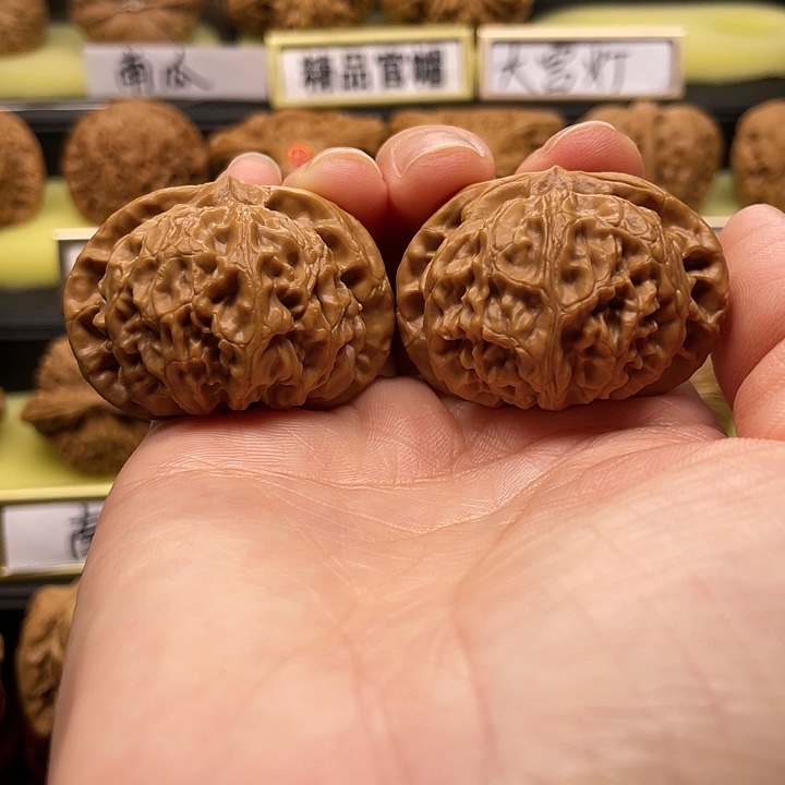 【闪购商品】吊坠文玩核桃宫灯40