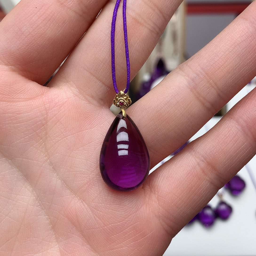 紫晶吊坠(赠链)18K金镶嵌