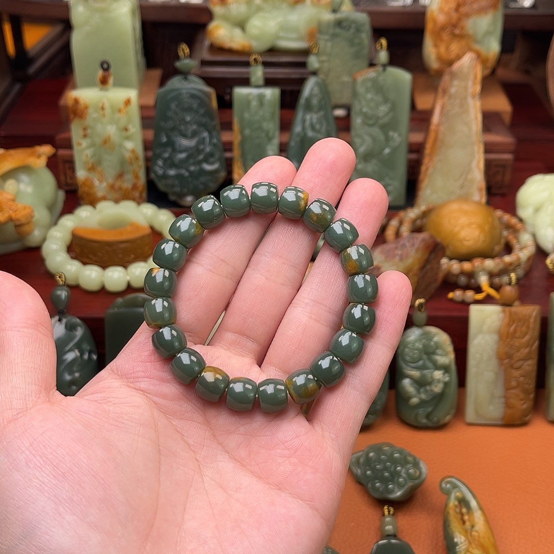 岫岩河磨玉（透闪石质玉）手串未镶嵌昊*