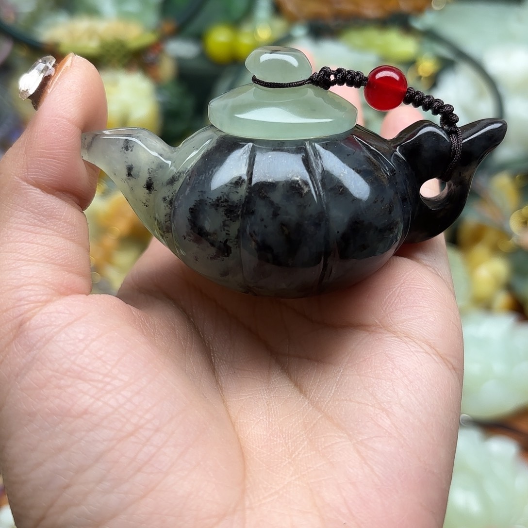 蛇纹石玉合金颈饰