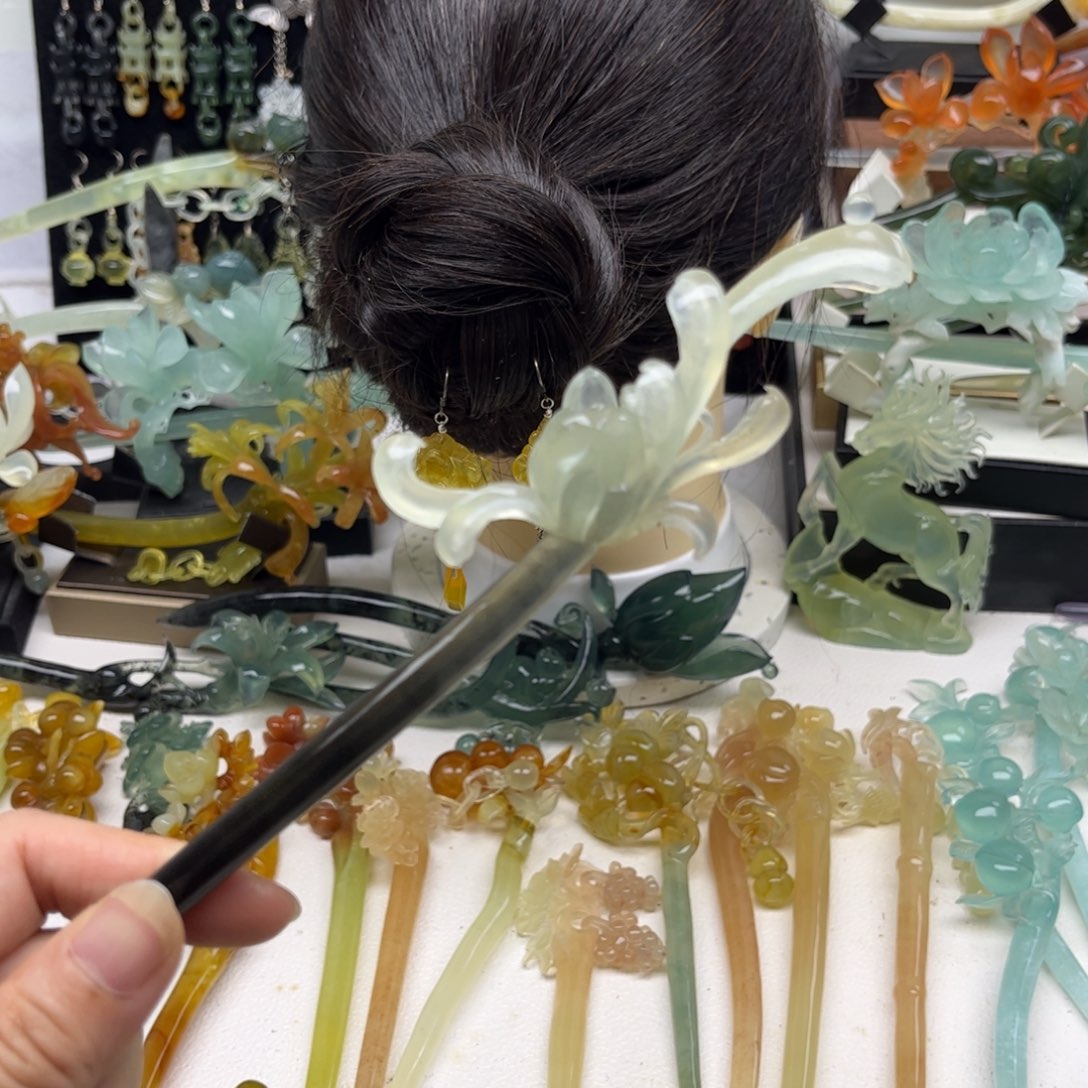 蛇纹石玉合金发簪