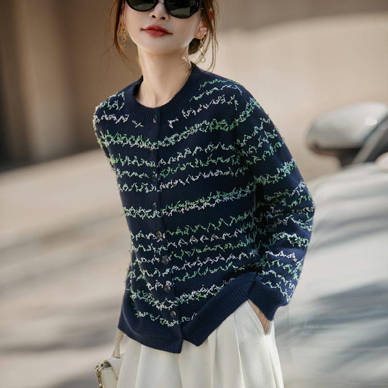 羊毛混纺 拼色针织流苏开衫上衣女