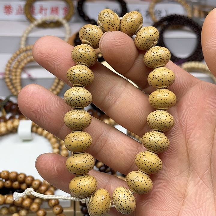 星月菩提手串14雕刻灯笼手串原生态