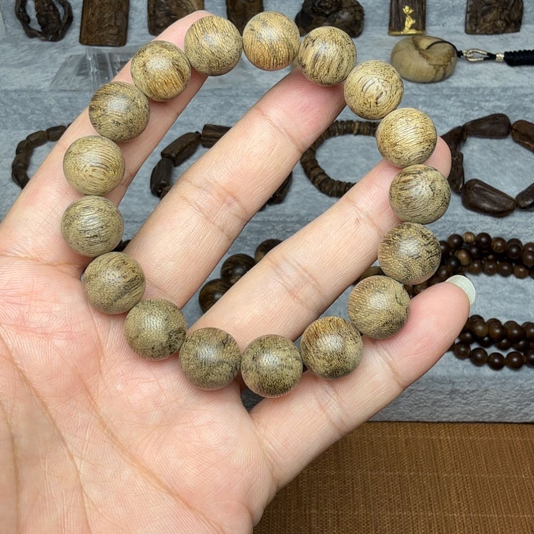 沉香沉香碎屑文莱