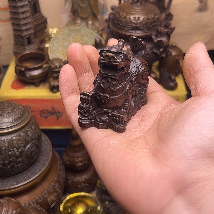 精美铜器点击下单