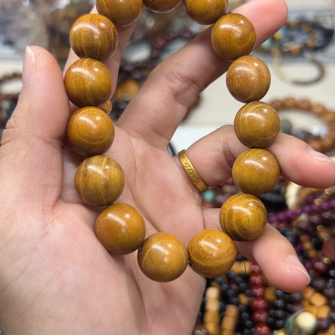 维腊木（绿檀）无事牌