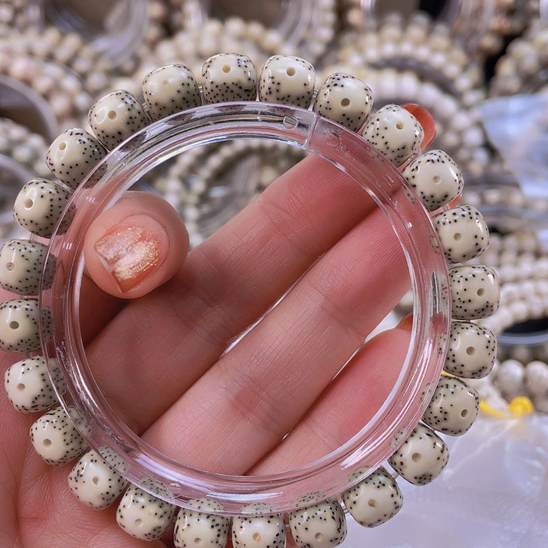 星月菩提手串石玉料青花大眼睛9/8一物一图