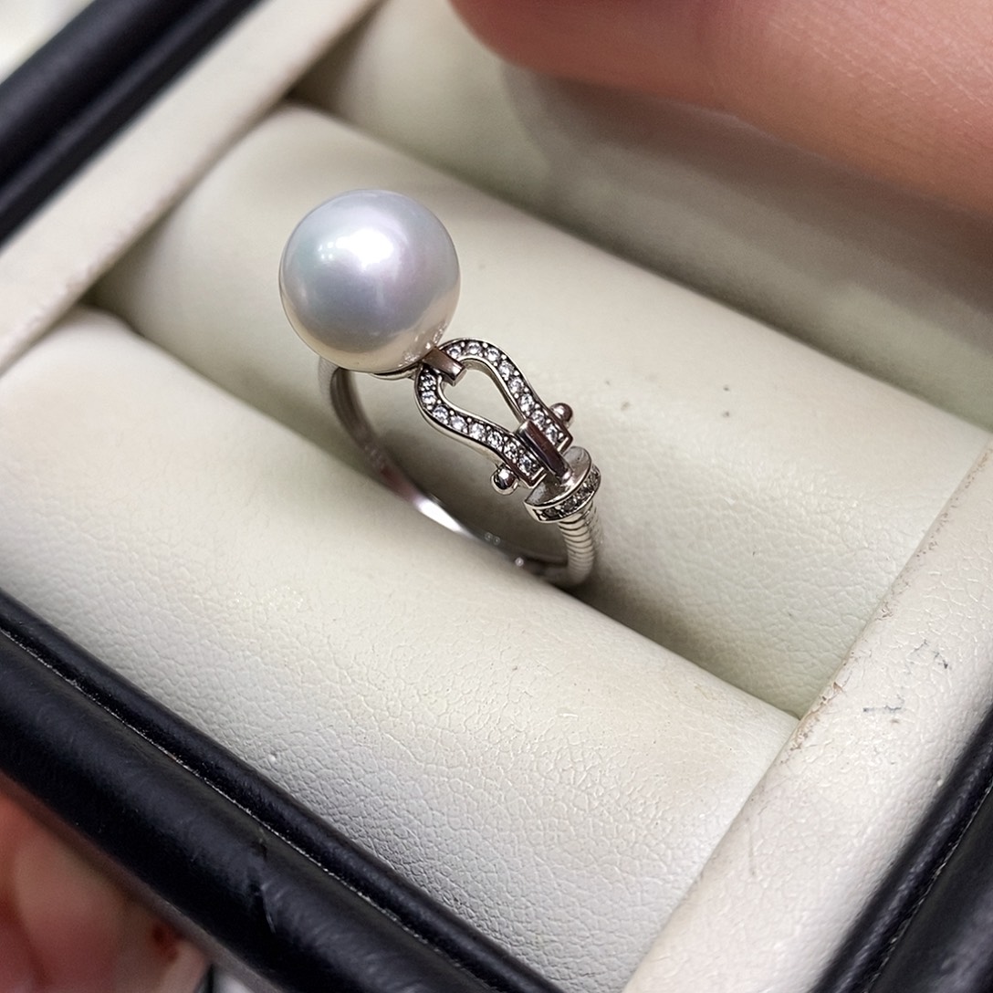银S925镶嵌戒指淡水珍珠9-10mm澳白光