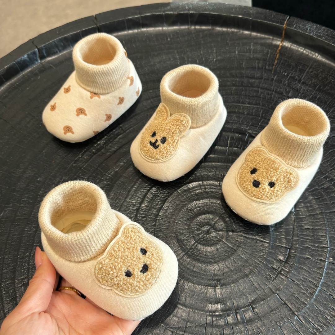 春秋季婴儿步前鞋0-1岁3-6-9个月男女宝宝软底学步新生不掉布鞋袜