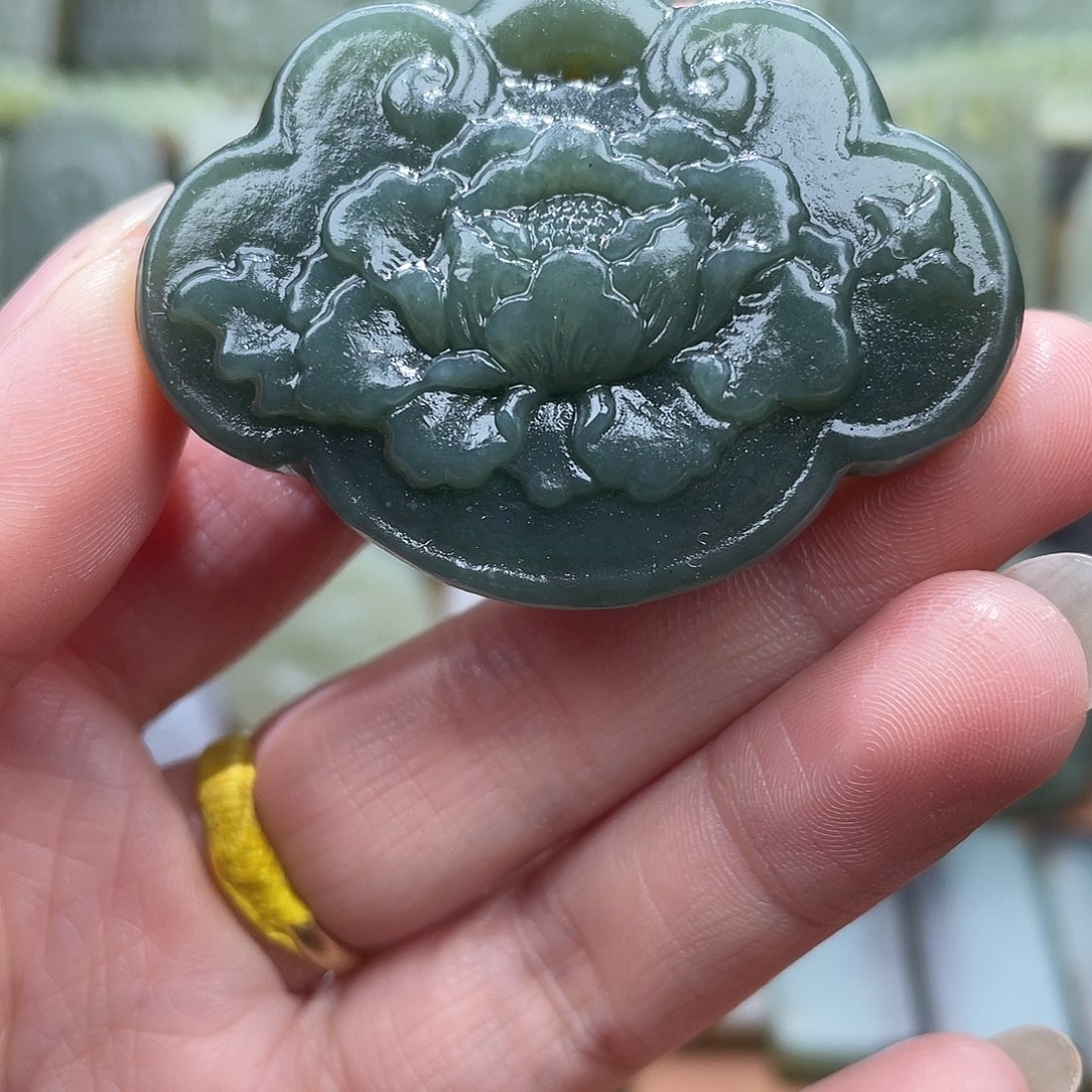 和田玉未镶嵌吊坠(不含链)