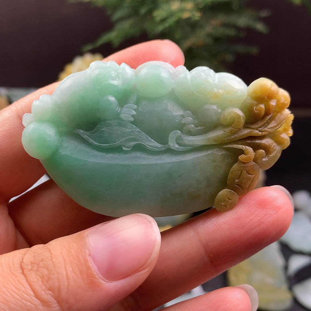 未镶嵌定制翡翠翡翠