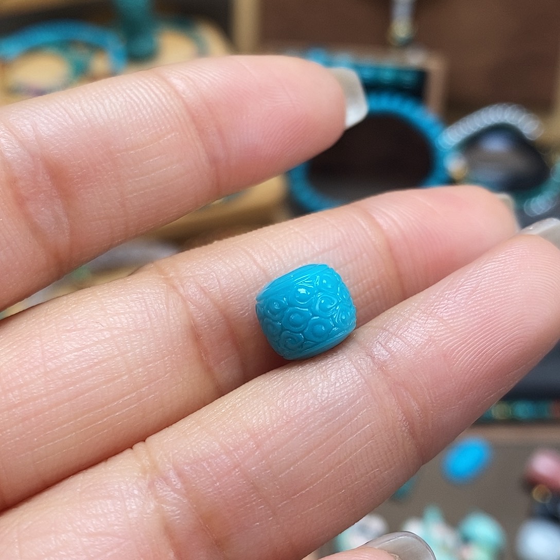 未镶嵌绿松石珠宝奇石