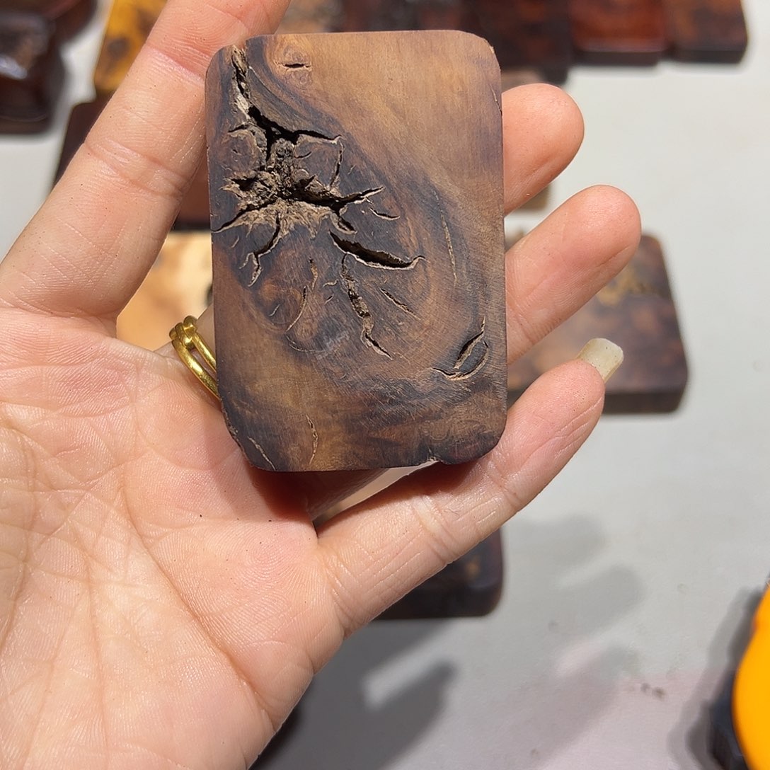 三***五枣木直播间默认截图