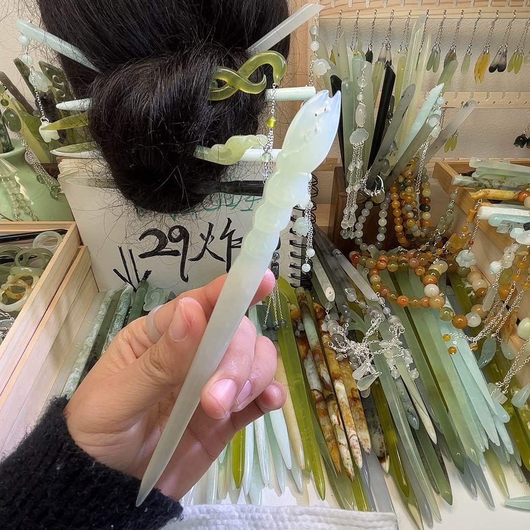 蛇纹石玉发饰未镶嵌