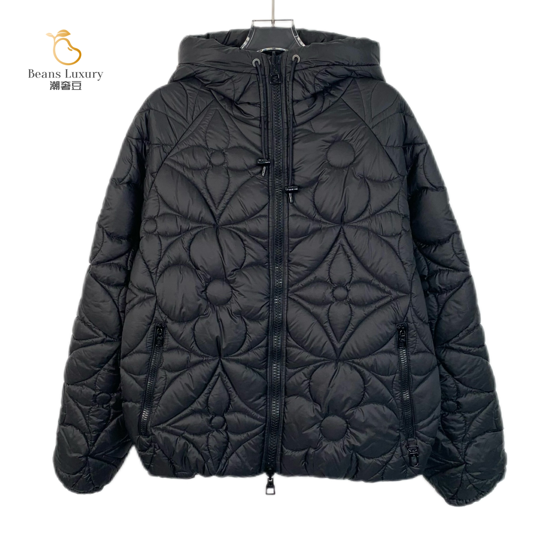 99新 LouisVuitton/路易威登 潮奢豆 严选/浮雕暗纹羽绒服/H13174