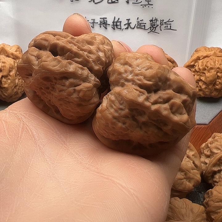 文玩核桃吊坠蛤蟆