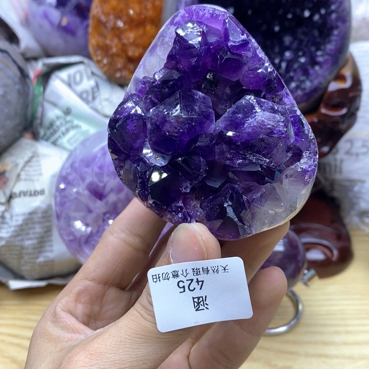 未镶嵌水晶大型摆件（非配饰）