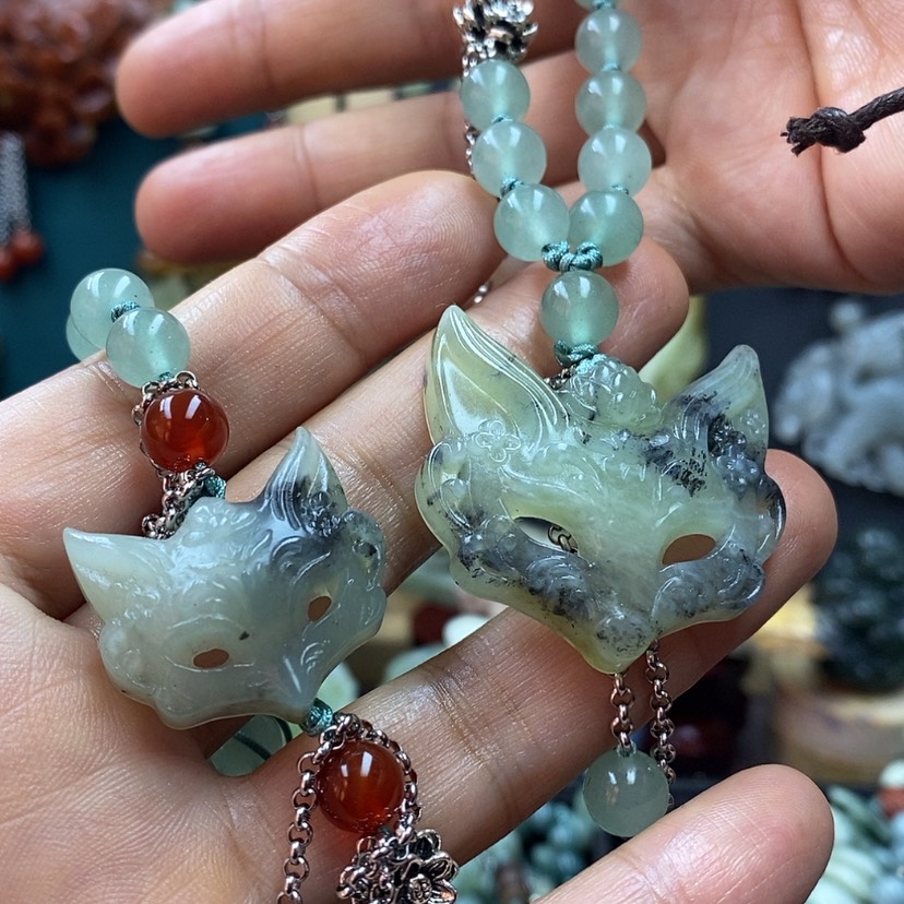 【闪购商品】蛇纹石玉吊坠，手牌未镶嵌